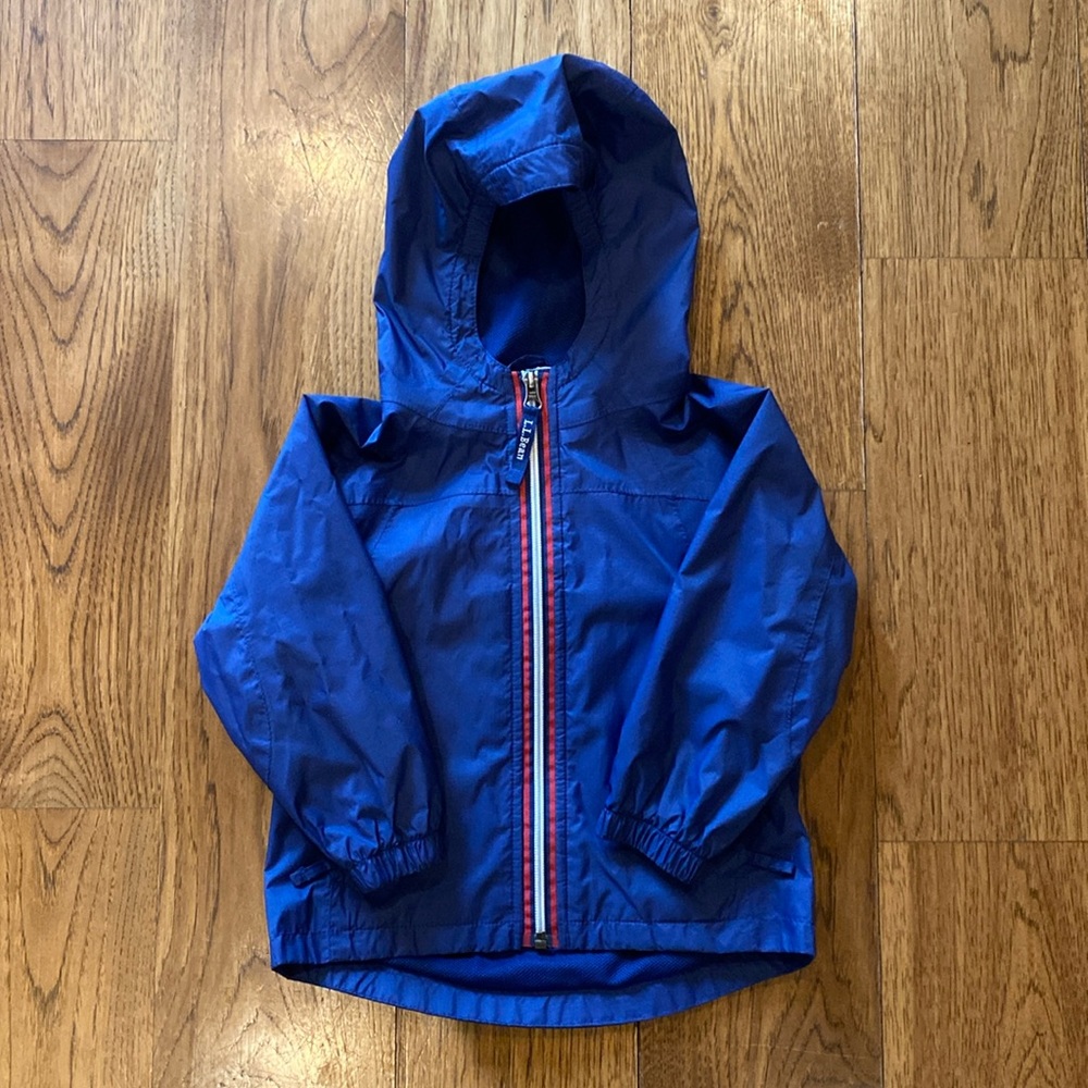 L.L. Bean Discovery Rain Jacket 3T Navy